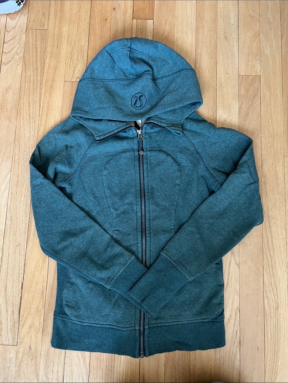 Lululemon Heather Green Scuba